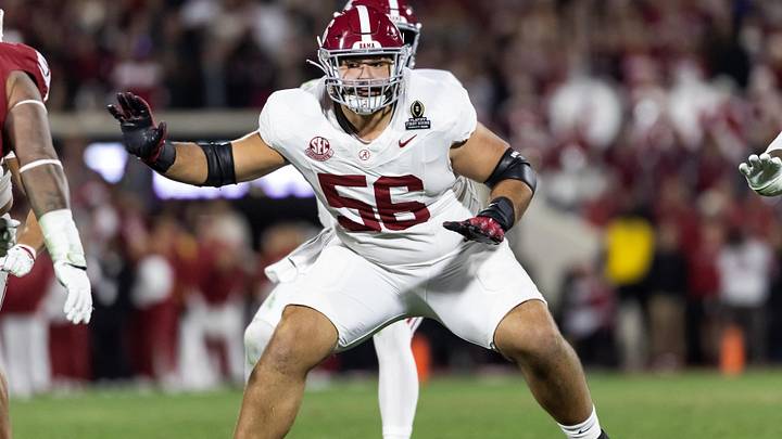 Dec 19, 2025; Norman, OK, USA; Alabama Crimson Tide offensive lineman Geno VanDeMark (56) against the Oklahoma Sooners during the CFP National Playoff First Round at Gaylord Family Oklahoma Memorial Stadium. Mandatory Credit: Mark J. Rebilas-Imagn Images Dec 19, 2025; Norman, OK, USA; Alabama Crimson Tide offensive lineman Geno VanDeMark (56) against the Oklahoma Sooners during the CFP National Playoff First Round at Gaylord Family Oklahoma Memorial Stadium. Mandatory Credit: Mark J. Rebilas-Imagn Images
