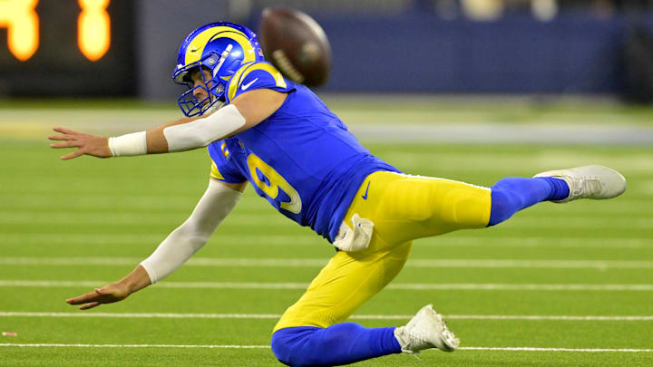Dec 28, 2024; Inglewood, California, USA;   Los Angeles Rams quarterback Matthew Stafford (9) throws an incomplete pass against the Arizona Cardinals at SoFi Stadium. Mandatory Credit: Jayne Kamin-Oncea-Imagn Images