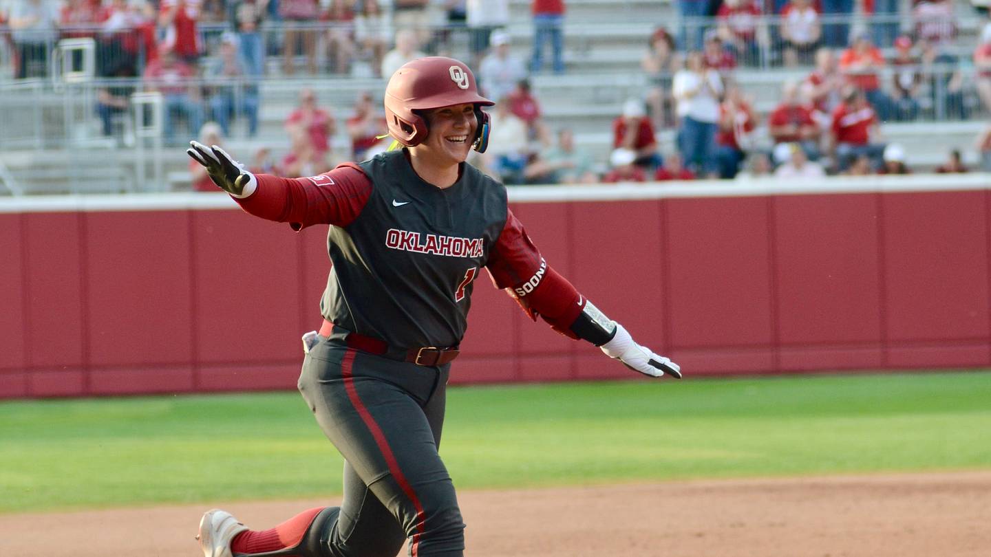Oklahoma Freshman Kendall Wells Named a Top 10 Finalist for Major Honor