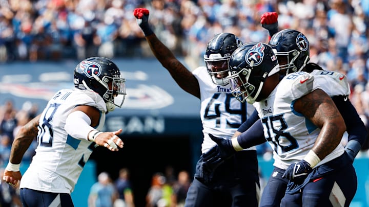 Los Angeles Chargers v Tennessee Titans