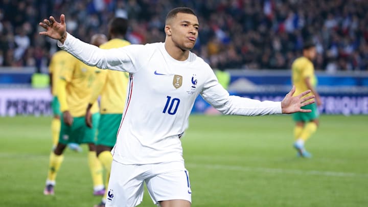 Kylian Mbappé continue d'affoler les compteurs.