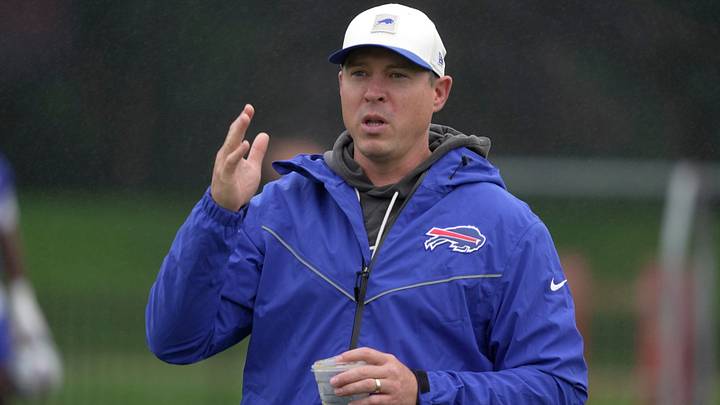 Bills defense coordinator Jim Leonhard is transitioning Buffalo to a new scheme after Sean McDermott was fired earlier this year. Bills defense coordinator Jim Leonhard is transitioning Buffalo to a new scheme after Sean McDermott was fired earlier this year.