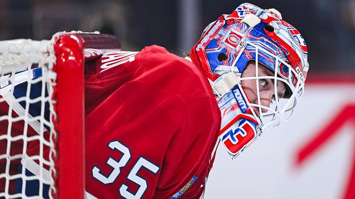 Oct 4, 2025; Montreal, Quebec, CAN; Montreal Canadiens goalie Samuel Montembeault (35) Look on against the Ottawa Senators during the second period at Bell Centre. Mandatory Credit: David Kirouac-Imagn Images Oct 4, 2025; Montreal, Quebec, CAN; Montreal Canadiens goalie Samuel Montembeault (35) Look on against the Ottawa Senators during the second period at Bell Centre. Mandatory Credit: David Kirouac-Imagn Images