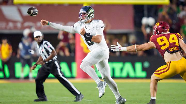 Dylan Raiola's creativity, swagger and flair brought a new energy to the Oregon offense in The Coliseum during last night's 41-27 win over No. 12 USC.,