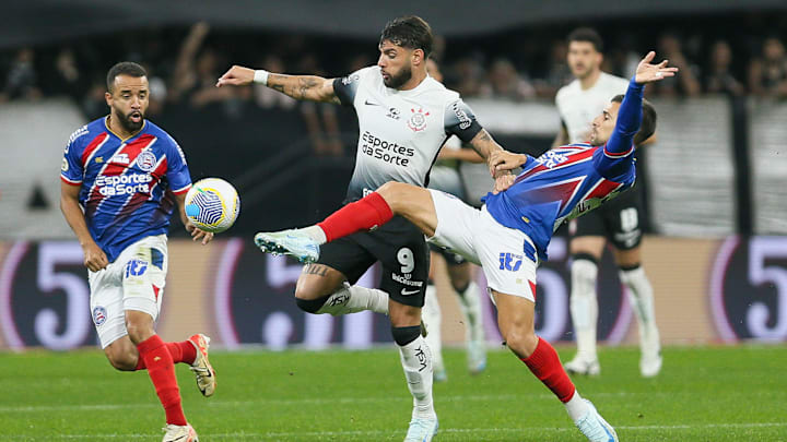 Bahia x Corinthians se enfrentam pelo Brasileirão Série A Bahia x Corinthians se enfrentam pelo Brasileirão Série A