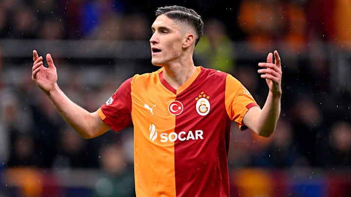 Roland Sallai im Trikot von Galatasaray