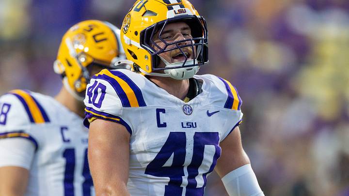 Oct 11, 2025; Baton Rouge, Louisiana, USA; LSU Tigers linebacker Whit Weeks (40) against the South Carolina Gamecocks during the first half at Tiger Stadium. Mandatory Credit: Stephen Lew-Imagn Images Oct 11, 2025; Baton Rouge, Louisiana, USA; LSU Tigers linebacker Whit Weeks (40) against the South Carolina Gamecocks during the first half at Tiger Stadium. Mandatory Credit: Stephen Lew-Imagn Images