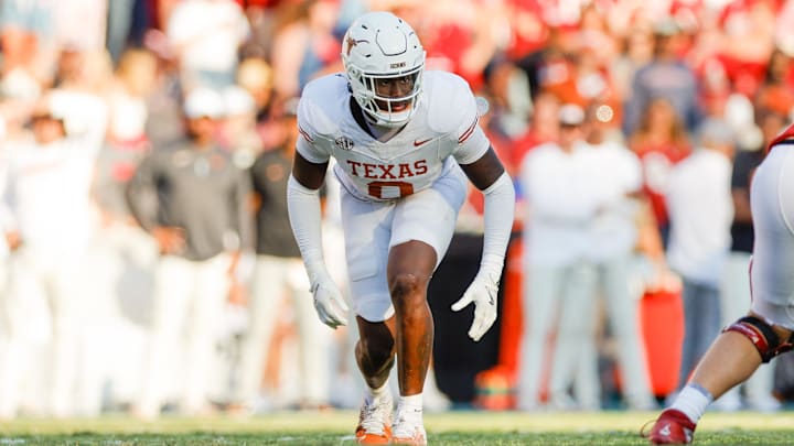 Oct 12, 2024; Dallas, Texas, USA; Texas Longhorns linebacker Anthony Hill Jr. (0) setups up to rush the passer during the fourth quarter against the Oklahoma Sooners at the Cotton Bowl. Mandatory Credit: Andrew Dieb-Imagn Images