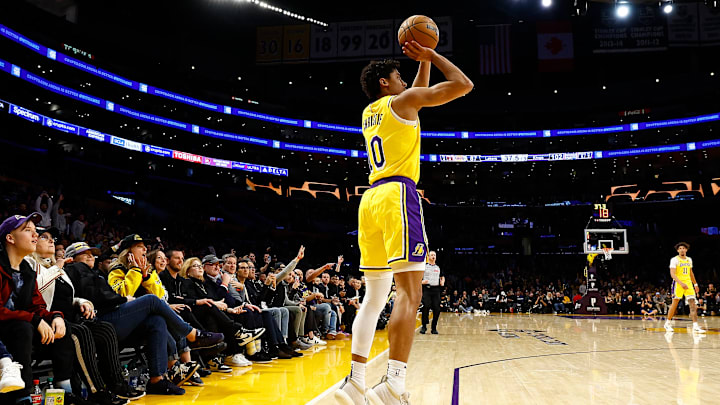 Sacramento Kings v Los Angeles Lakers