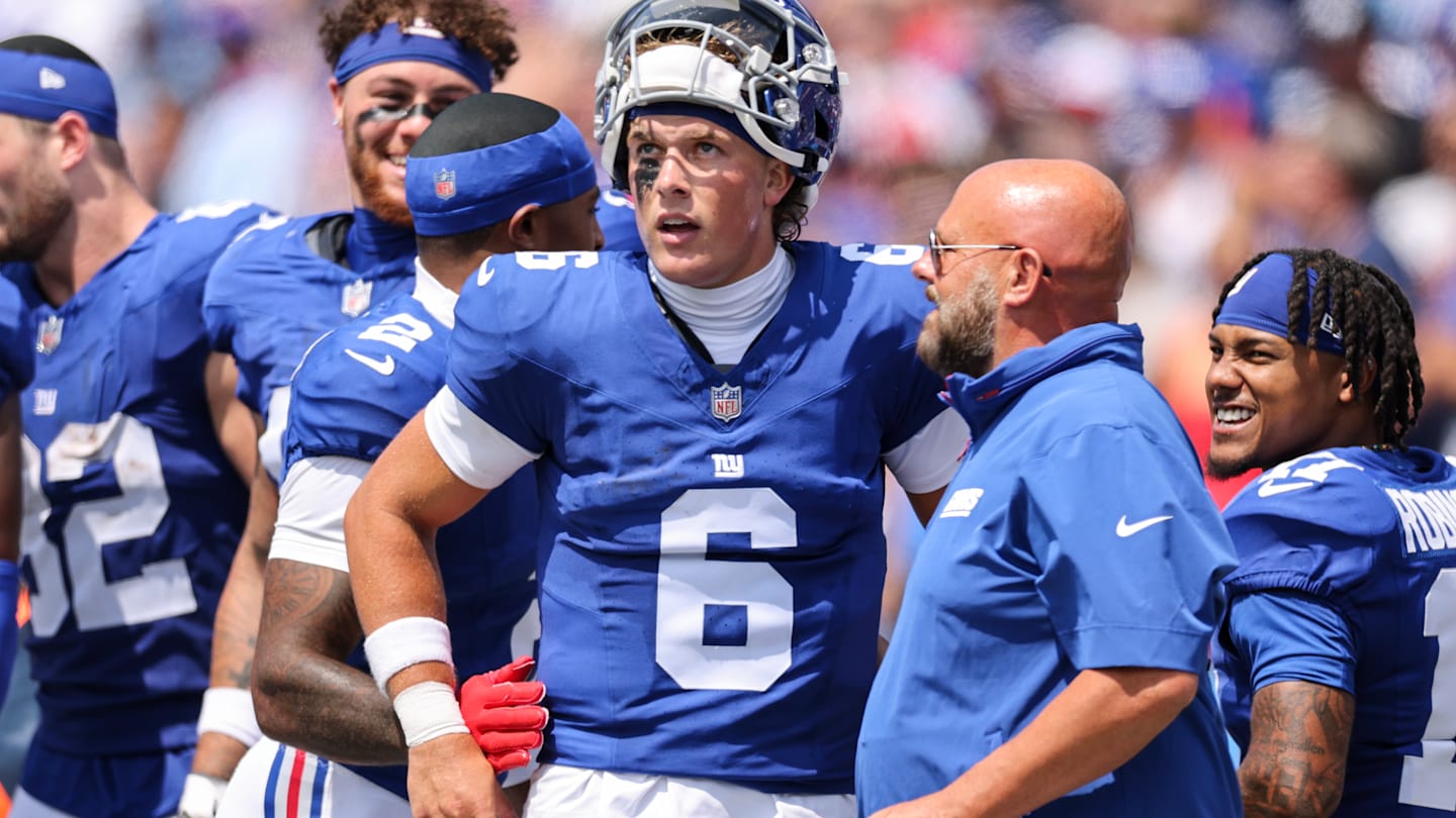 Russell Wilson and Jaxson Dart in Giants preseason game