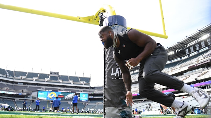 Sep 21, 2025; Philadelphia, Pennsylvania, USA; Los Angeles Rams linebacker Jared Verse (8) during warmups against the Philadelphia Eagles at Lincoln Financial Field. Mandatory Credit: Eric Hartline-Imagn Images Sep 21, 2025; Philadelphia, Pennsylvania, USA; Los Angeles Rams linebacker Jared Verse (8) during warmups against the Philadelphia Eagles at Lincoln Financial Field. Mandatory Credit: Eric Hartline-Imagn Images