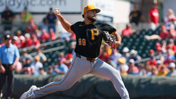 Mar 1, 2026; Jupiter, Florida, USA; Pittsburgh Pirates relief pitcher Antwone Kelly (89) delivers a pitch against the St. Louis Cardinals during the fourth inning at Roger Dean Chevrolet Stadium. Mandatory Credit: Sam Navarro-Imagn Images