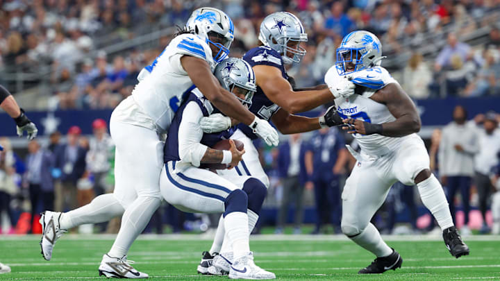 Detroit Lions defensive tackle Alim McNeill (54) sacks Dallas Cowboys quarterback Dak Prescott (4).
