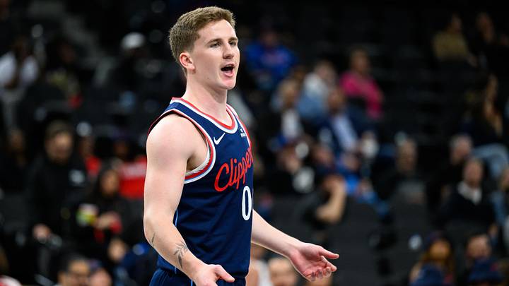 Mar 23, 2026; Inglewood, California, USA; Los Angeles Clippers guard Sean Pedulla (00) looks on during the second half against the Milwaukee Bucks at Intuit Dome. Mar 23, 2026; Inglewood, California, USA; Los Angeles Clippers guard Sean Pedulla (00) looks on during the second half against the Milwaukee Bucks at Intuit Dome.