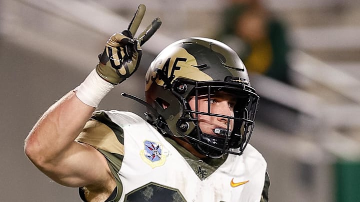 Air Force has a chance to play in the Mountain West title game but has to beat UNLV first. 