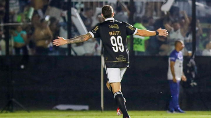 Vasco, de Vegetti, conseguiu vitória suada e no "sufoco" contra o rebaixado América-MG