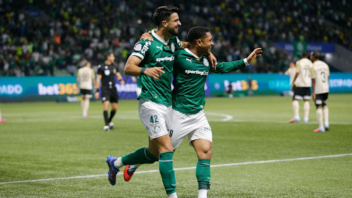 Flaco López e Vitor Roque