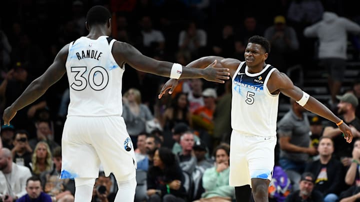 Minnesota Timberwolves v Phoenix Suns
