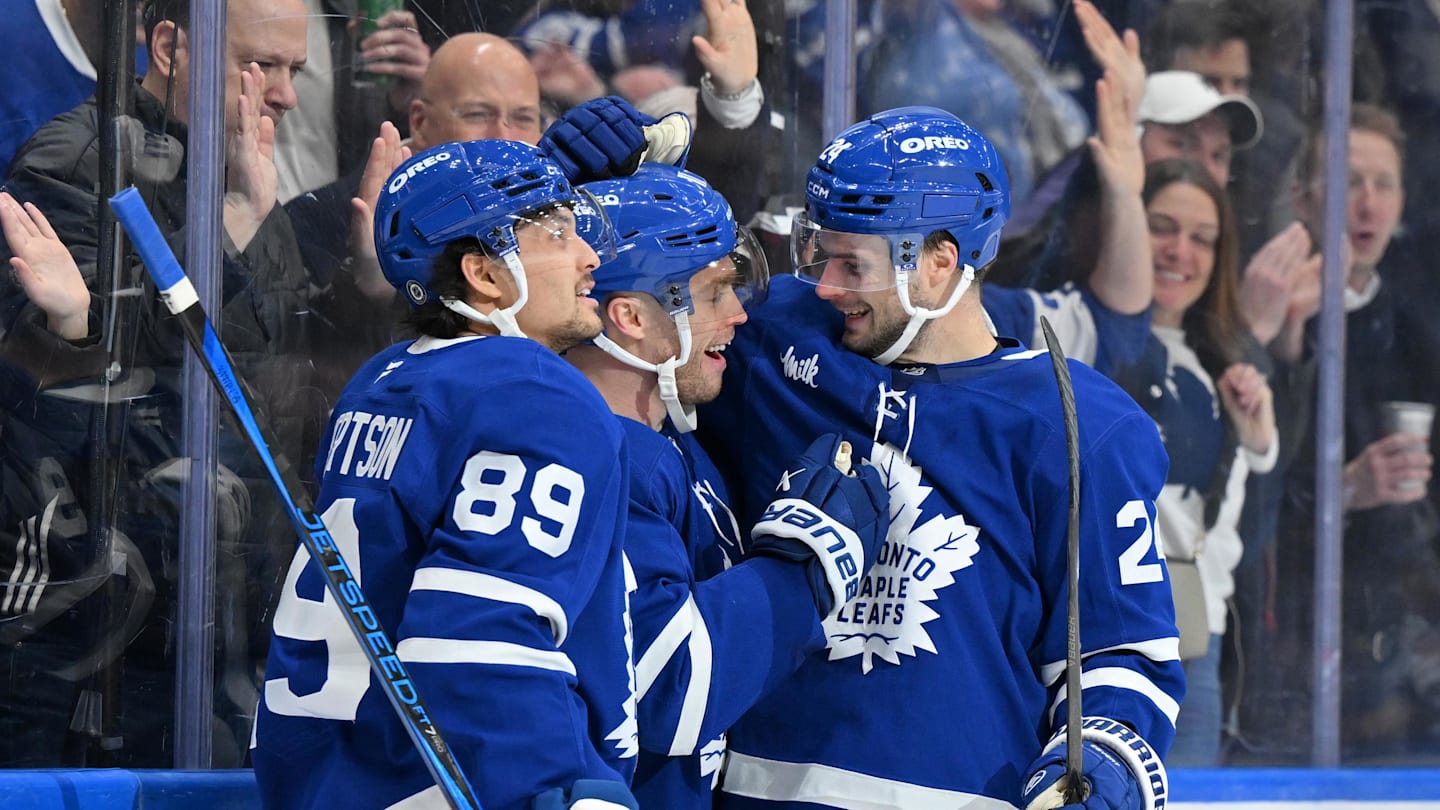 Maple Leafs must lock up this young winger long-term before it's too late