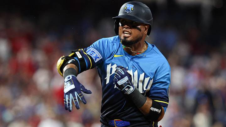 Aug 21, 2026; Philadelphia, Pennsylvania, USA; Philadelphia Phillies second baseman Luis Arraez (4) reacts after hitting a single during the tenth inning against the St. Louis Cardinals at Citizens Bank Park. Mandatory Credit: Bill Streicher-Imagn Images