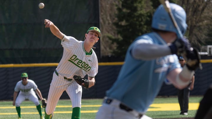 Oregon’s Jason Reitz pitches against Columbia Saturday, March 1, 2025.