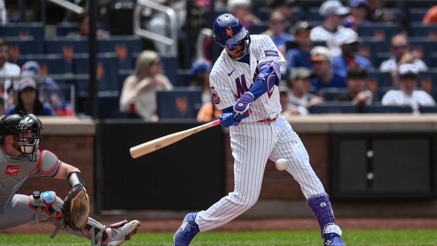 Carlos Mendoza Declares Open Competition at First Base amid Mark Vientos' Offensive Woes