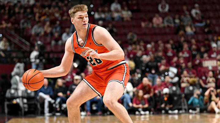 Bet on Virginia to win and cover against Ohio State on Saturday.