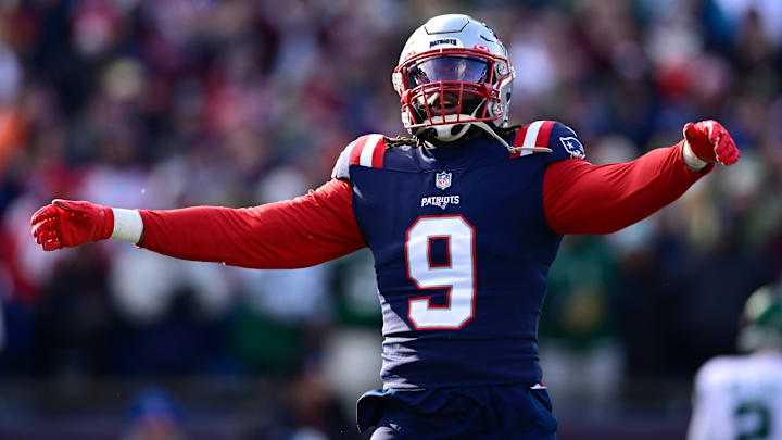 New York Jets v New England Patriots
