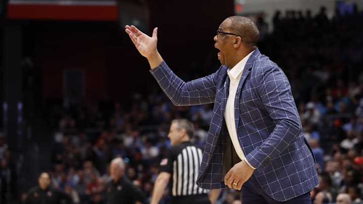 UNC basketball head coach Hubert Davis