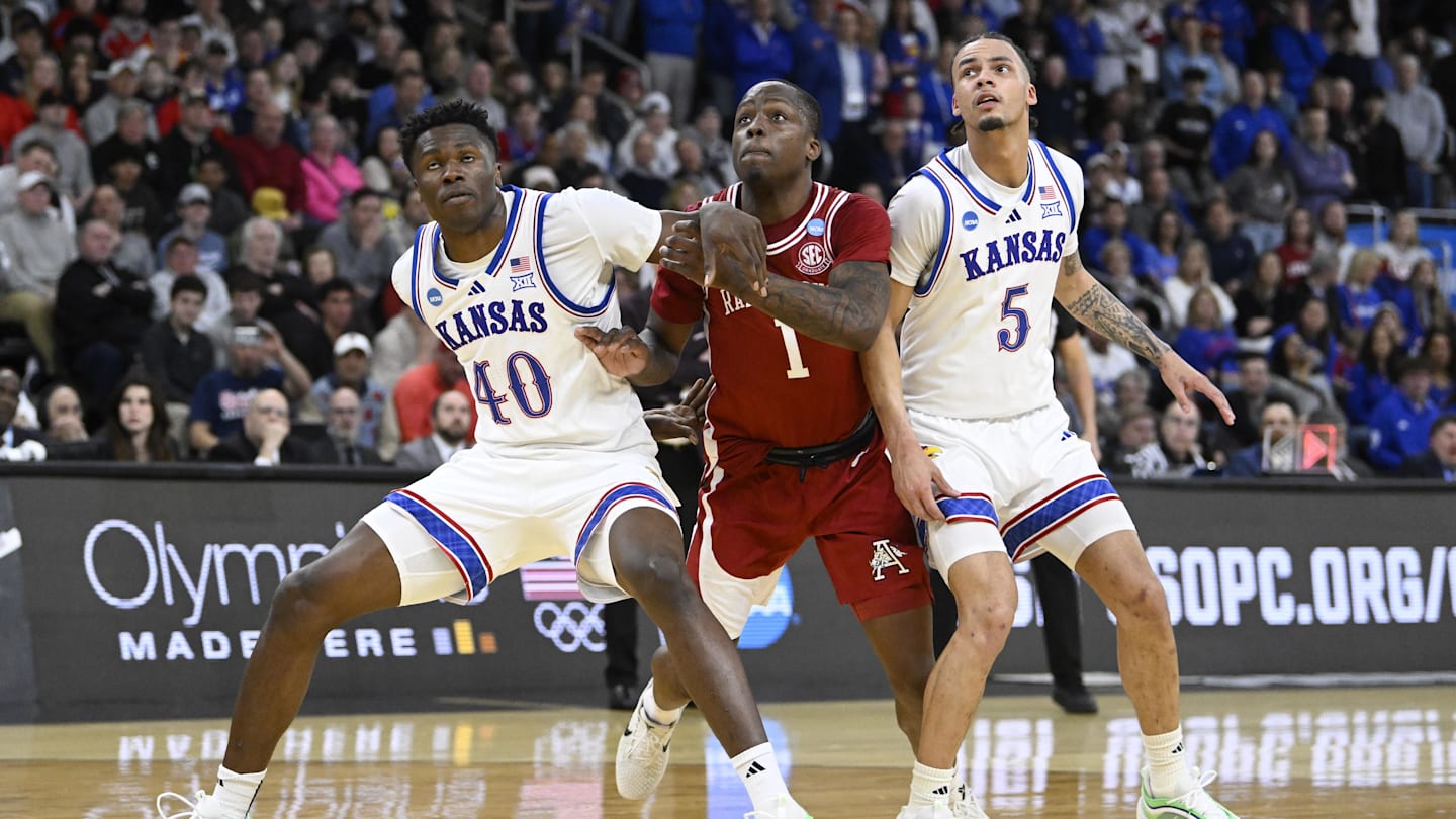 New CBB Bracketology Projections Put Kansas in Nightmare Scenario