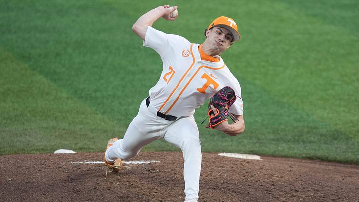 Tennessee's Tegan Kuhns (21) throws a pitch during a baseball game between Tennessee and Missouri in Lindsey Nelson Stadium in Knoxville, Tennessee, March 20, 2026.