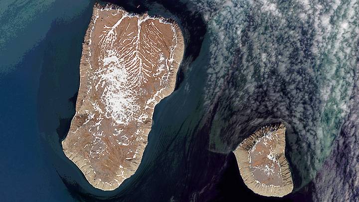 Satellite views of Little Diomede and Big Diomede at the Bering Strait Satellite views of Little Diomede and Big Diomede at the Bering Strait
