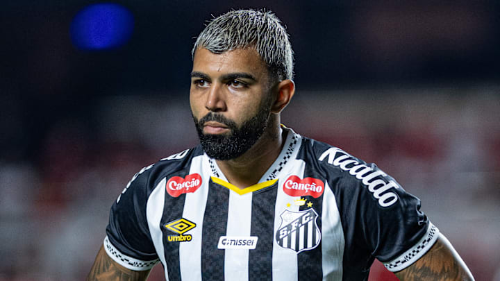 Jogador deve ser titular neste domingo Jogador deve ser titular neste domingo