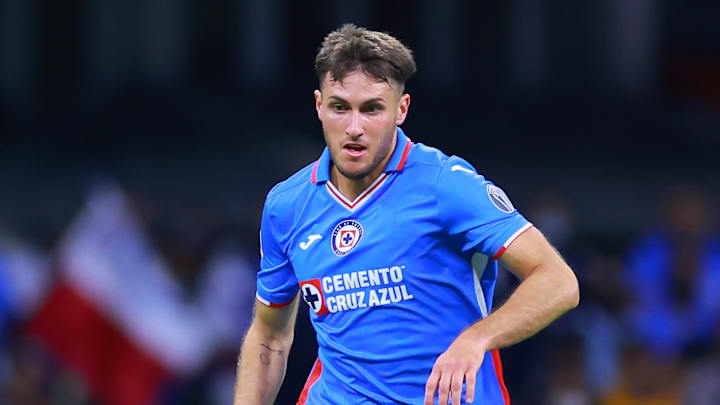 Feyernoord estaría interesado en Santiago Giménez Feyernoord estaría interesado en Santiago Giménez