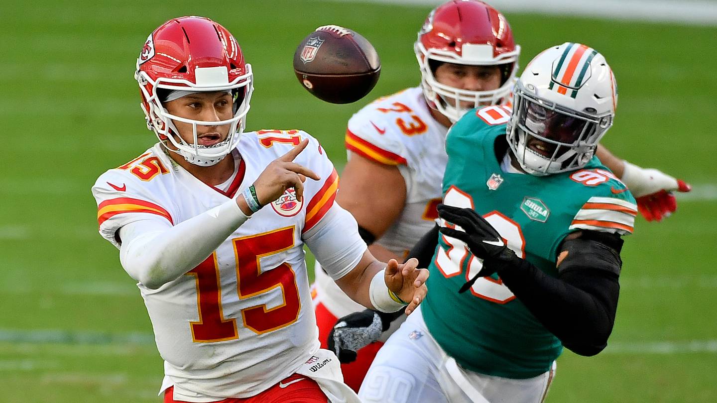 Setting the Stage for the Dolphins-Chiefs Week 3 Matchup