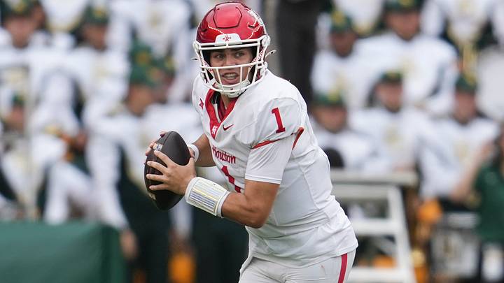 Conner Weigman just needs to sit back and take his time in the pocket against Oregon State