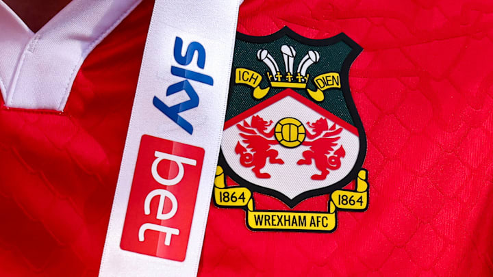 Wrexham AFC v Charlton Athletic FC - Sky Bet League One