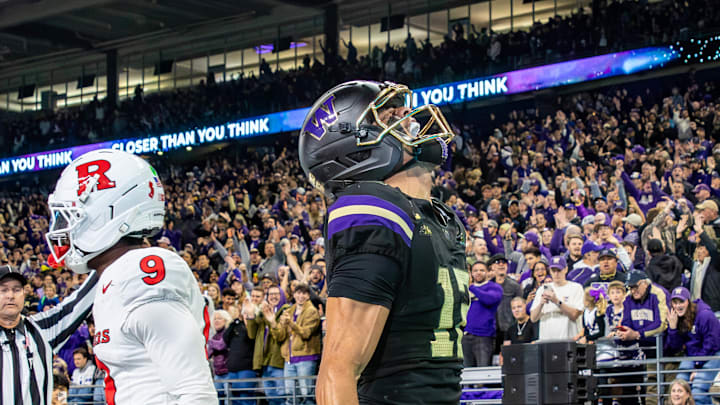 Denzel Boston lets out a howl during his 2-TD effort against Rutgers.