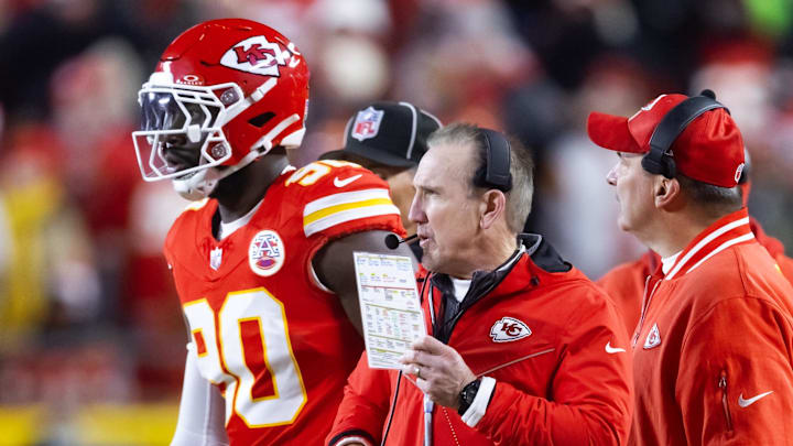 Jan 26, 2025; Kansas City, MO, USA; Kansas City Chiefs defensive coordinator Steve Spagnuolo against the Buffalo Bills in the AFC Championship game at GEHA Field at Arrowhead Stadium. Mandatory Credit: Mark J. Rebilas-Imagn Images Jan 26, 2025; Kansas City, MO, USA; Kansas City Chiefs defensive coordinator Steve Spagnuolo against the Buffalo Bills in the AFC Championship game at GEHA Field at Arrowhead Stadium. Mandatory Credit: Mark J. Rebilas-Imagn Images