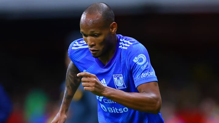 America v Tigres UANL - Torneo Apertura 2022 Liga MX