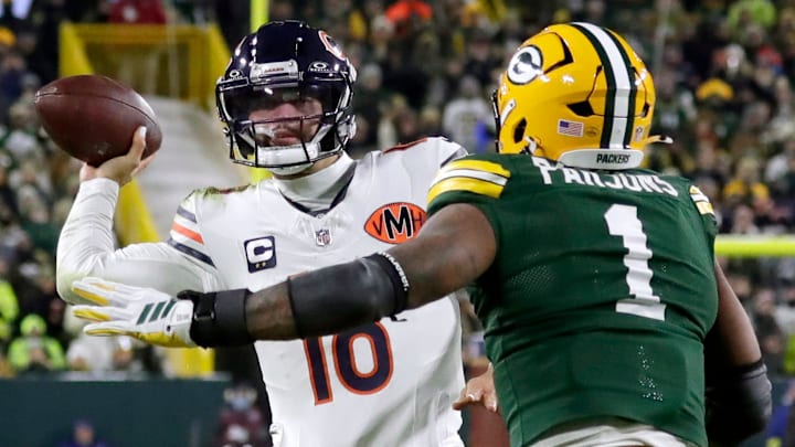 Micah Parsons was caught off guard by the Bears’ play-calling on their final drive. 