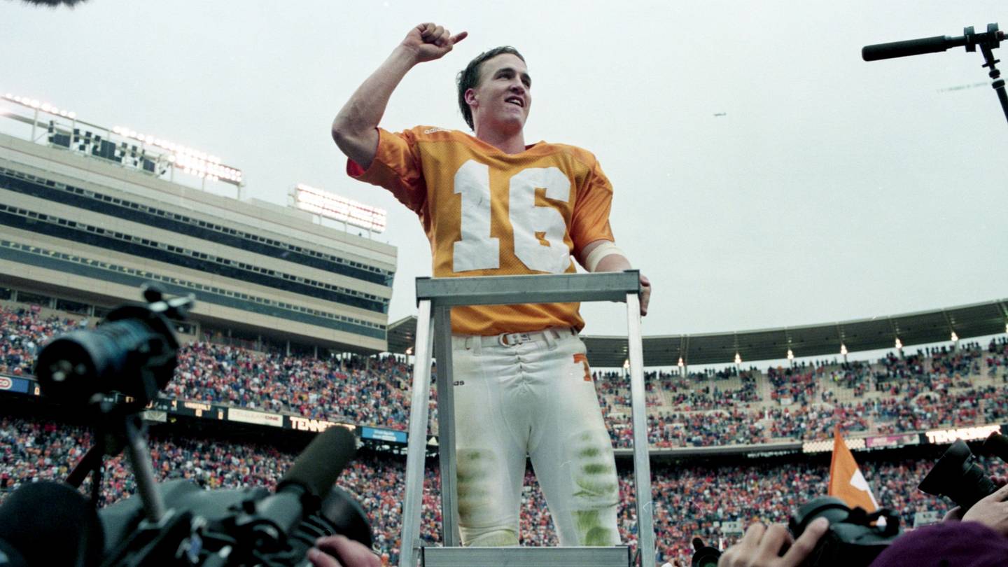 Peyton Manning is forsaking his Tennessee legacy to root for Arch and the Horns over the Vols