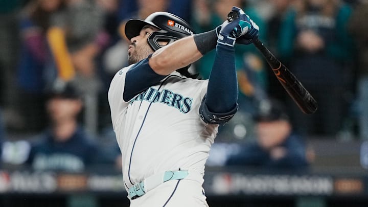 Eugenio Suárez hit two home runs in Game 5 against the Blue Jays