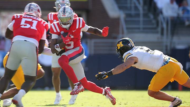 Oct 17, 2026; Oxford, Mississippi, USA; Mississippi Rebels running back Kewan Lacy (5) carries the ball during the first half against the Missouri Tigers at Vaught-Hemingway Stadium. Mandatory Credit: Petre Thomas-Imagn Images Oct 17, 2026; Oxford, Mississippi, USA; Mississippi Rebels running back Kewan Lacy (5) carries the ball during the first half against the Missouri Tigers at Vaught-Hemingway Stadium. Mandatory Credit: Petre Thomas-Imagn Images