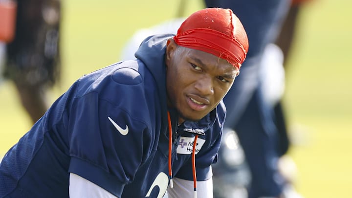 Chicago Bears wide receiver DJ Moore (2)