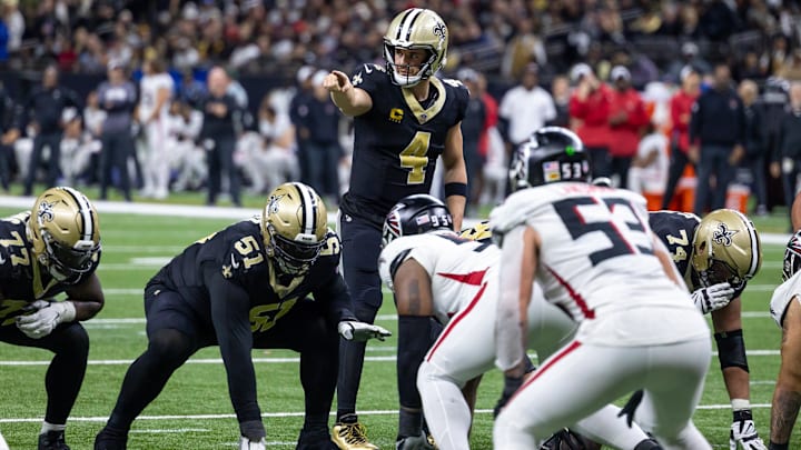 New Orleans Saints quarterback Derek Carr (4) calls a play against the Atlanta Falcons New Orleans Saints quarterback Derek Carr (4) calls a play against the Atlanta Falcons
