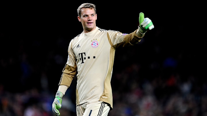 Manuel Neuer ist zurück im Mannschaftstraining Manuel Neuer ist zurück im Mannschaftstraining