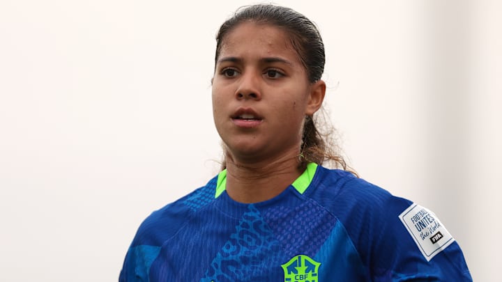 Giovanna reforça o Lyon, projeto mais vitorioso do futebol feminino europeu