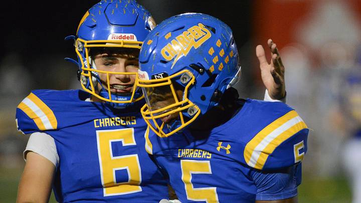 Westview's Graham Simpson (6) and Westview's Asa Barnes (5) 