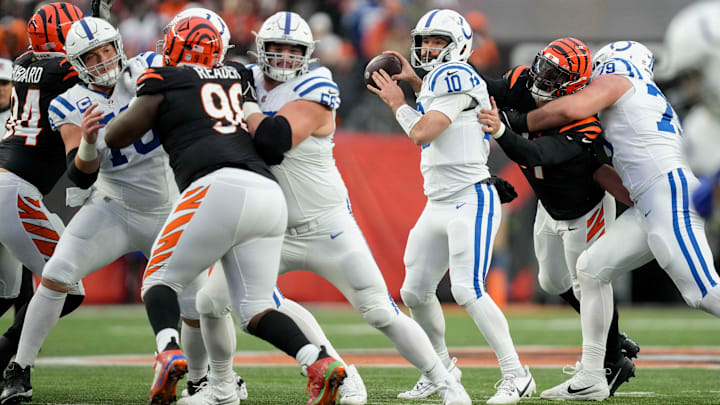 Indianapolis Colts quarterback Gardner Minshew II (10) looks to get rid of the ball as a Cincinnati
